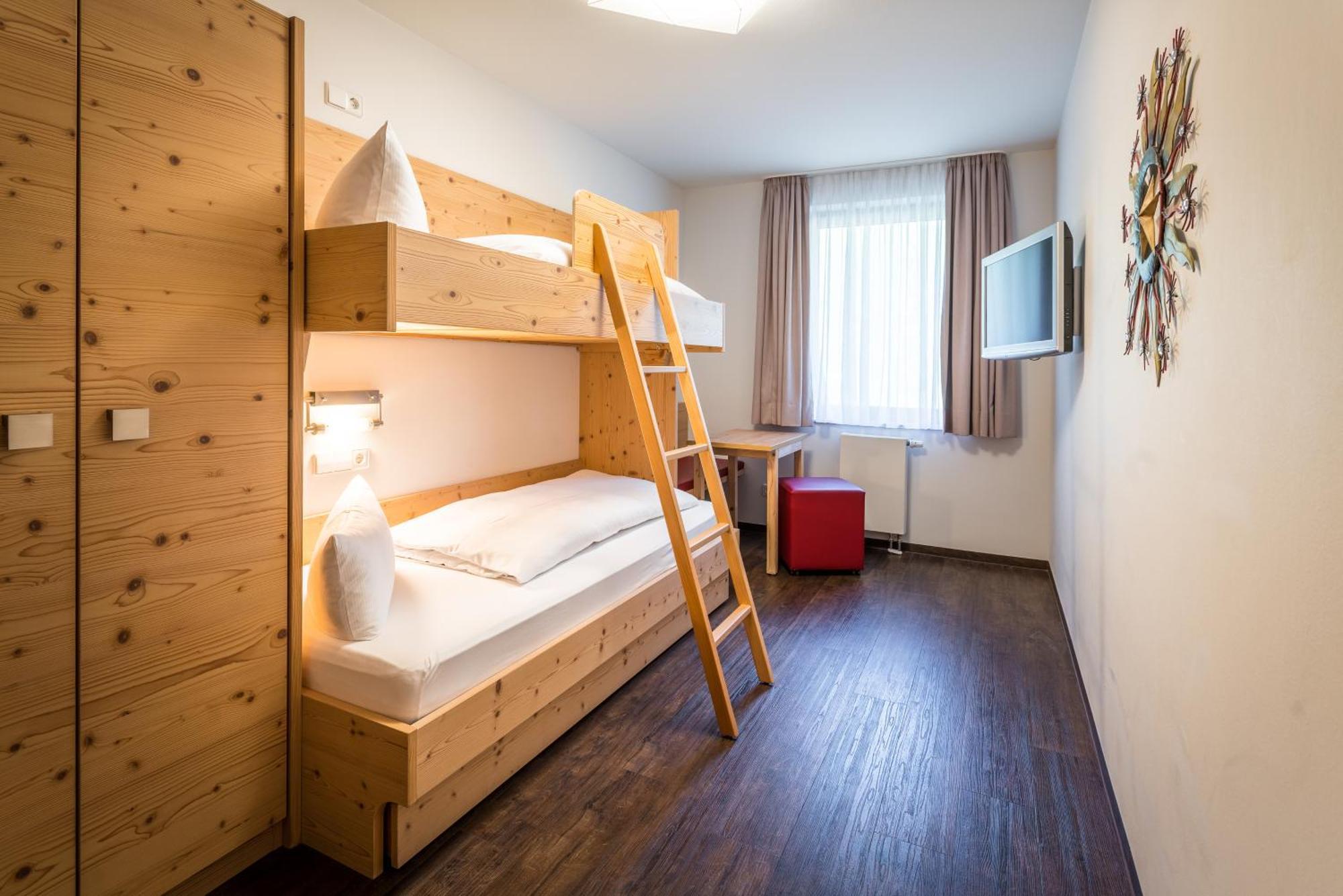 Naturparkhotel Adler ヴォルフアッハ エクステリア 写真