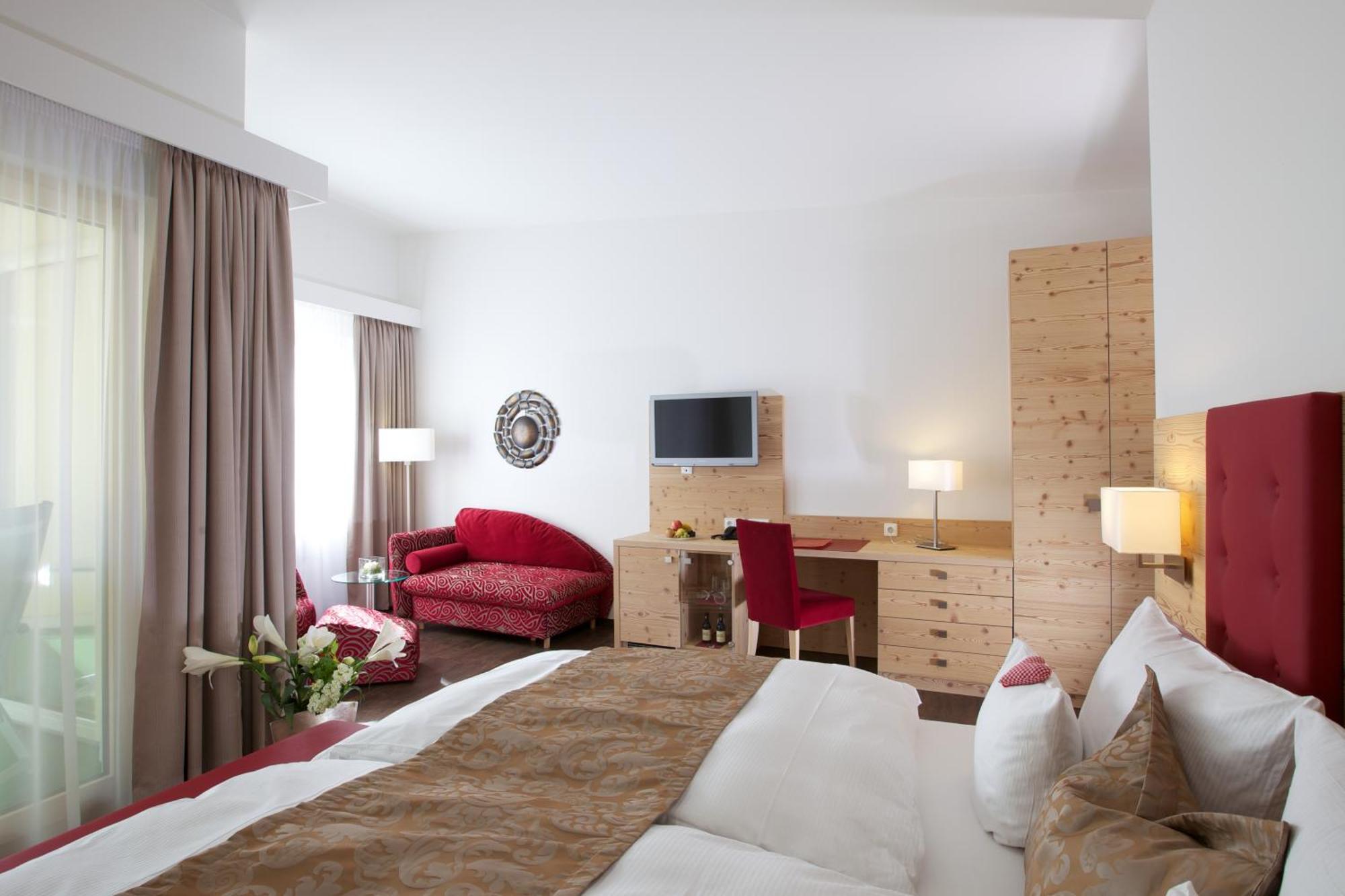 Naturparkhotel Adler ヴォルフアッハ エクステリア 写真