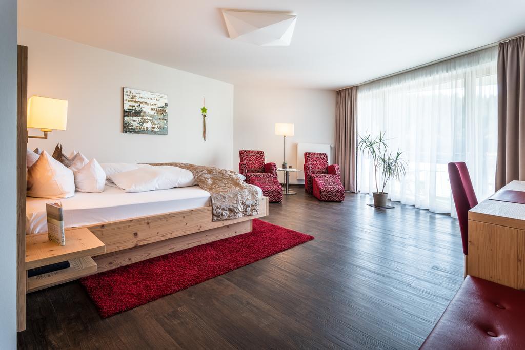 Naturparkhotel Adler ヴォルフアッハ エクステリア 写真