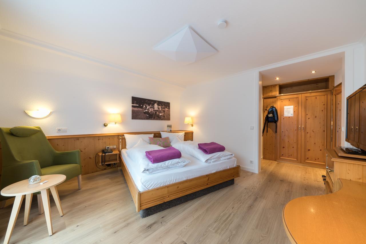 Naturparkhotel Adler ヴォルフアッハ エクステリア 写真